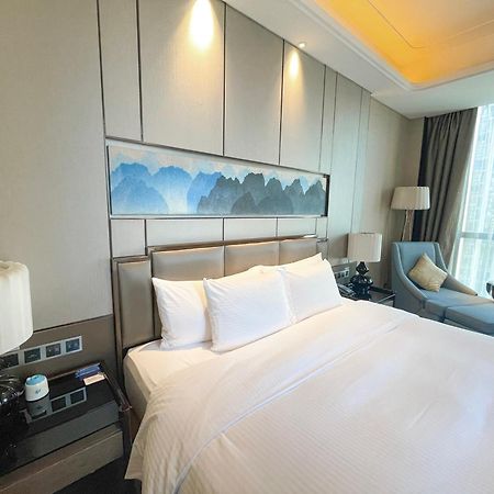 فندق Wanda Realm لونغيان المظهر الخارجي الصورة