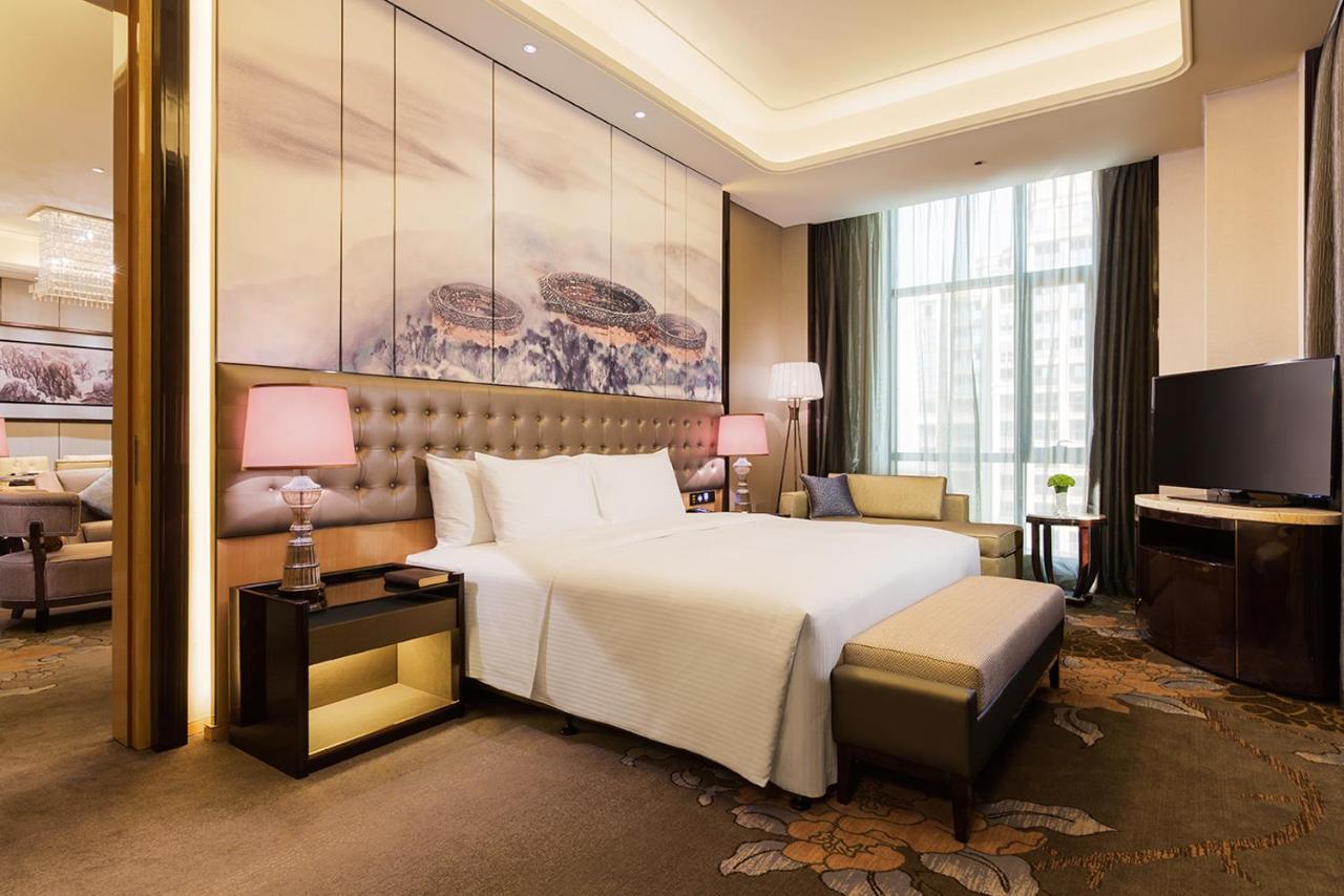 فندق Wanda Realm لونغيان المظهر الخارجي الصورة